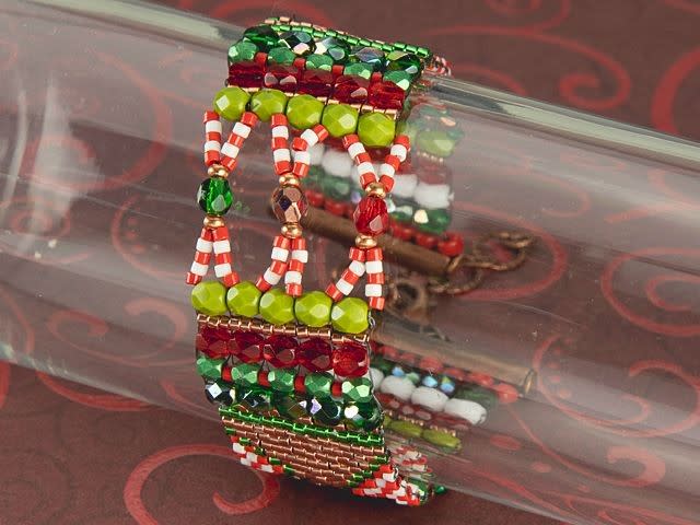 Candy Cane Mountain Paths Bracelet Kit